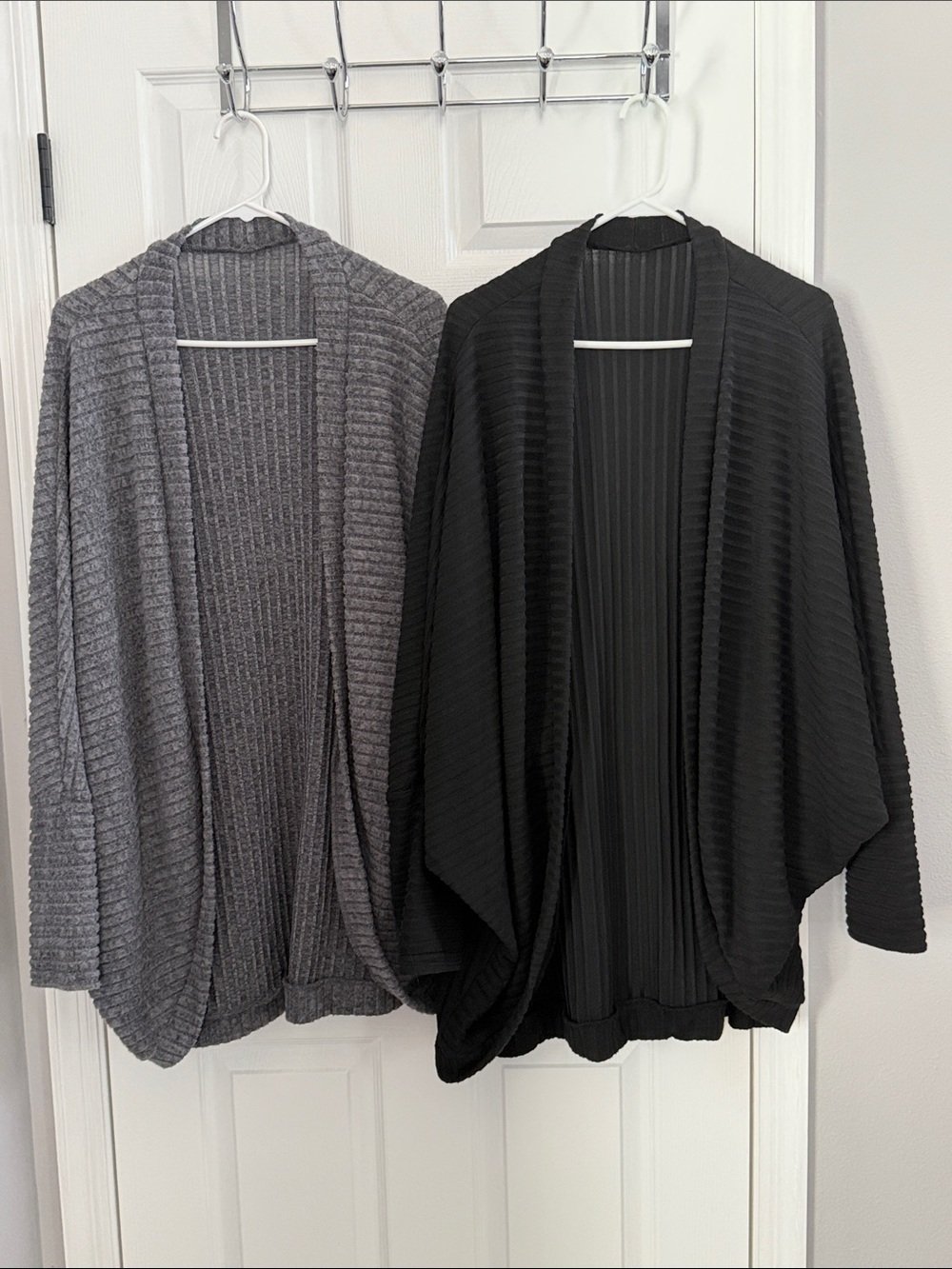 Women’s Open-Front Ribbed Cardigan Sweater - Gray & Black
